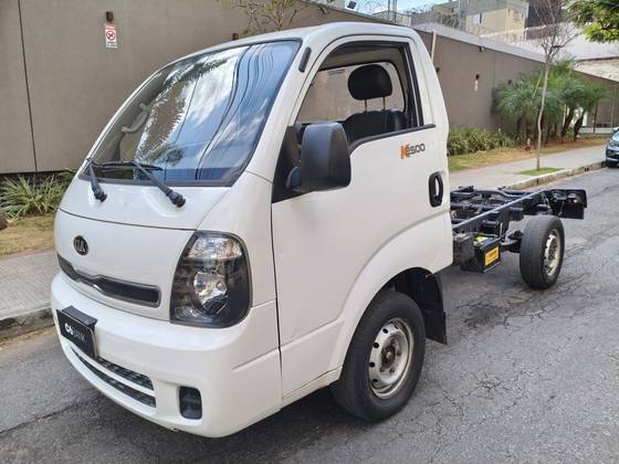 KIA BONGO 2.5 K-2500 4X2 CS TURBO DIESEL 2P MANUAL